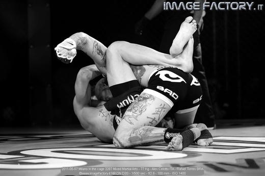2011-05-07 Milano in the cage 3287 Mixed Martial Arts - 77 Kg - Alex Celotto ITA - Rafael Torres BRA